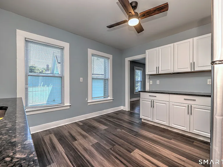 31 Winthrop St — Photo 17