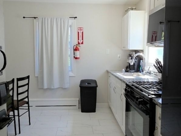 233 Pine St #2