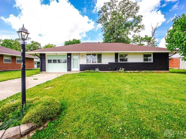 49 Brookhaven Dr, Dayton, OH 45426