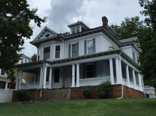 14 Elmwood Pl, Wheeling, WV 26003