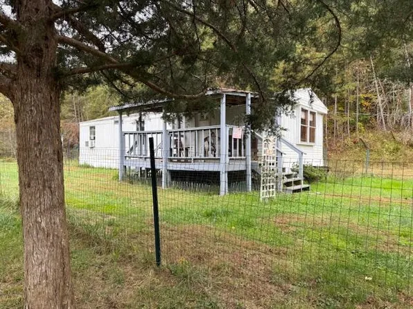 112 Liesegang Rd, Beattyville, KY 41311