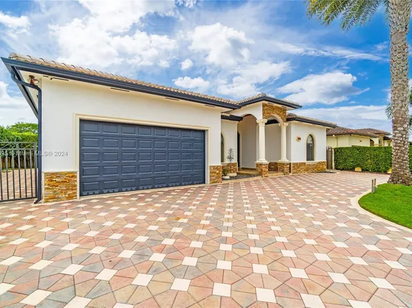 3160 SW 132nd Ave, Miami, FL 33175