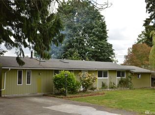 213 203rd Pl SW, Lynnwood, WA 98036