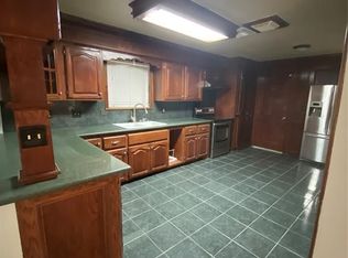 9307 Corner Oaks Ln, Houston, TX 77036