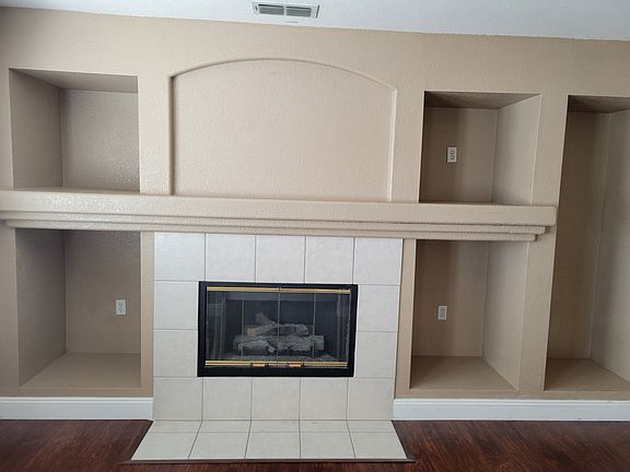 2nd image of 9401 Malheur Way