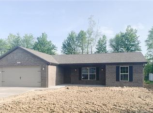 111 Northwoods Ct, Hanover, IN 47243
