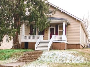 423 E 2nd St, Farmville, VA 23901