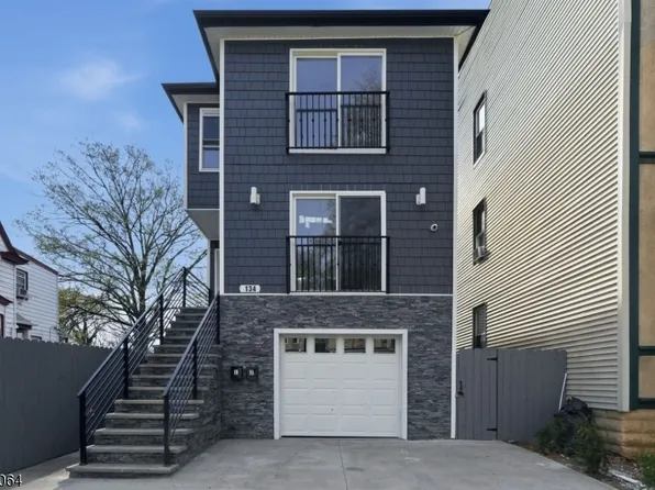 134 Shepard Ave, East Orange City, NJ 07018