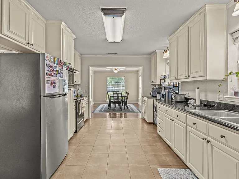 3518 Westcliff Rd S — Photo 12