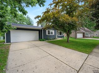 381 Purdue Ln, Elgin, IL 60123