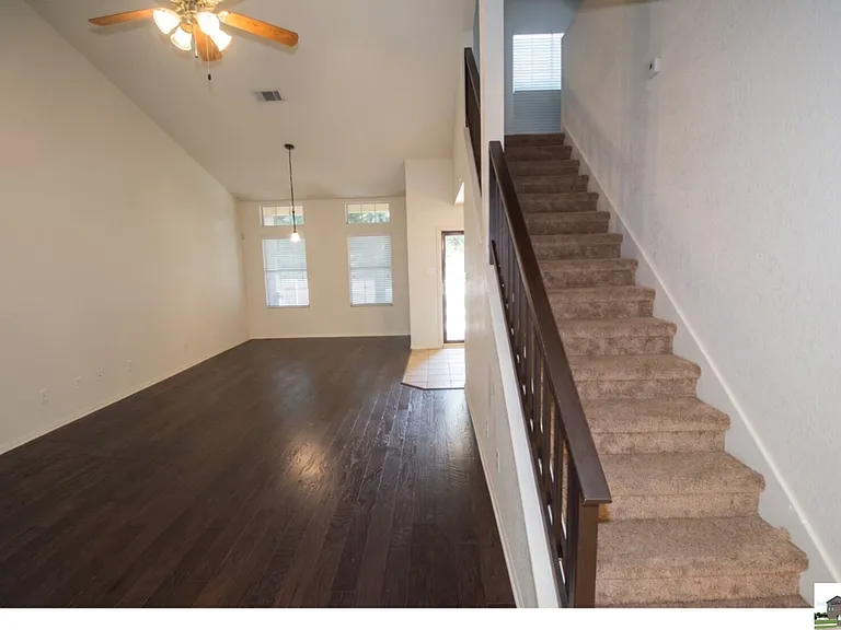 5611 Bertha Dr — Photo 7
