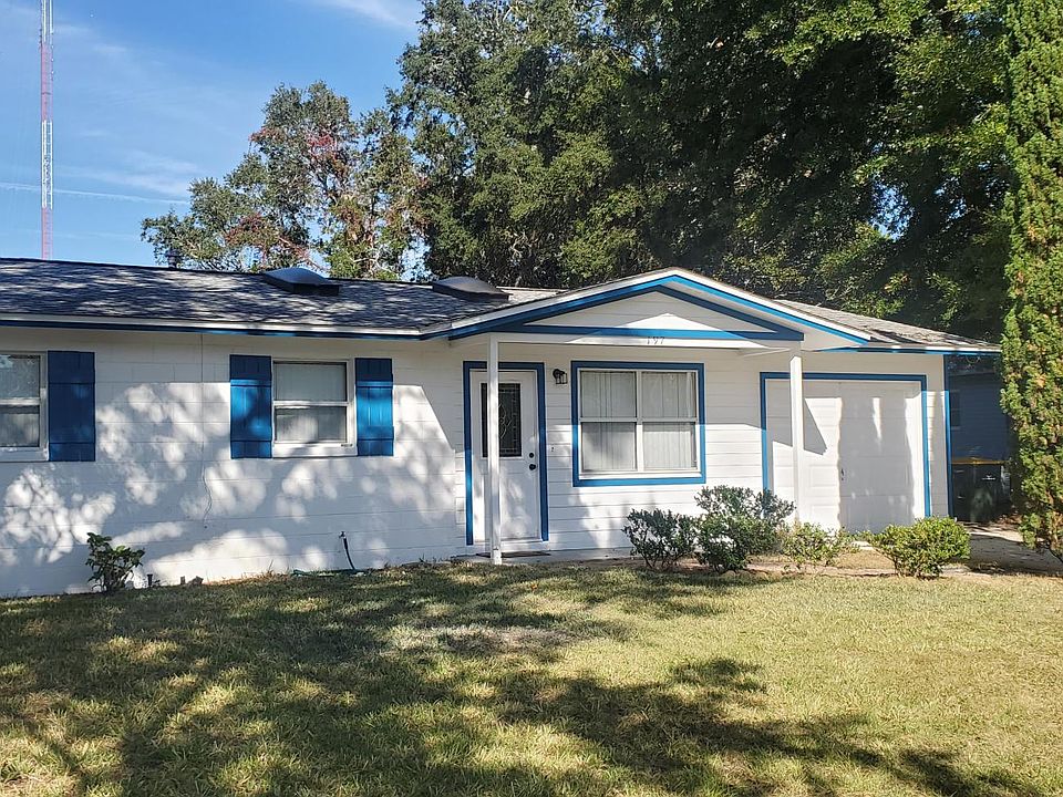 1st image of 197 Coral Dr SW