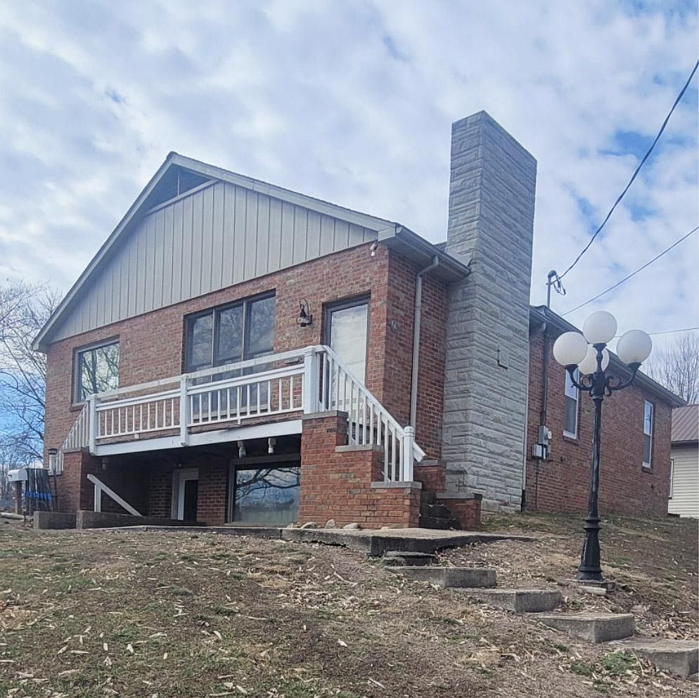 604 E Main St, Steeleville, IL 62288 MLS 23005214 Zillow