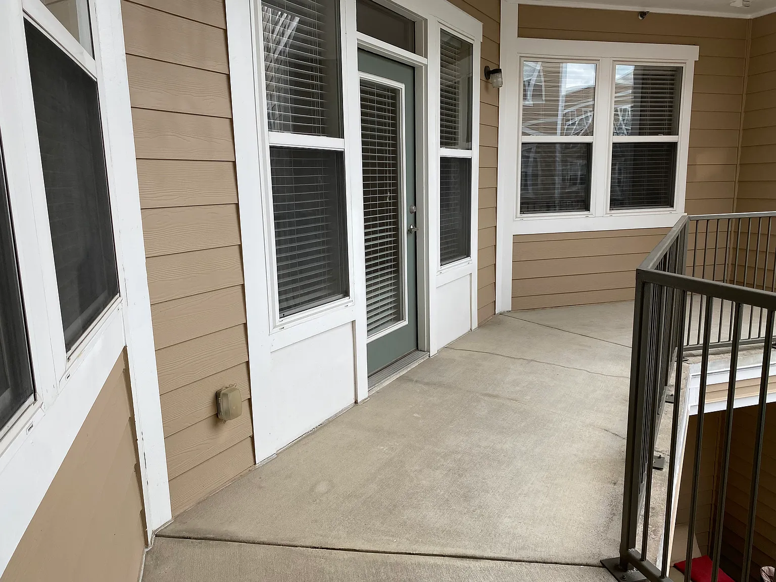 2 bed, 1144 sqft, $2,600 — Photo 4
