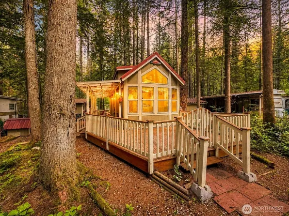 86 3 Sunset Circle, Deming, WA 98244