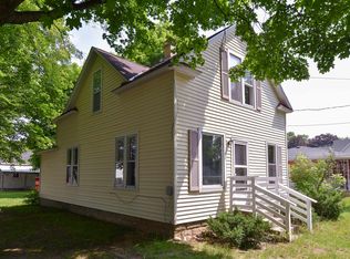 625 Carey Ave, Wild Rose, WI 54984