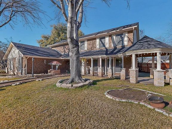 3rd image of 100 Fieldcrest Loop