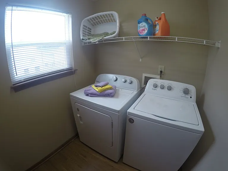 Crosspoint Apartments — Photo 51