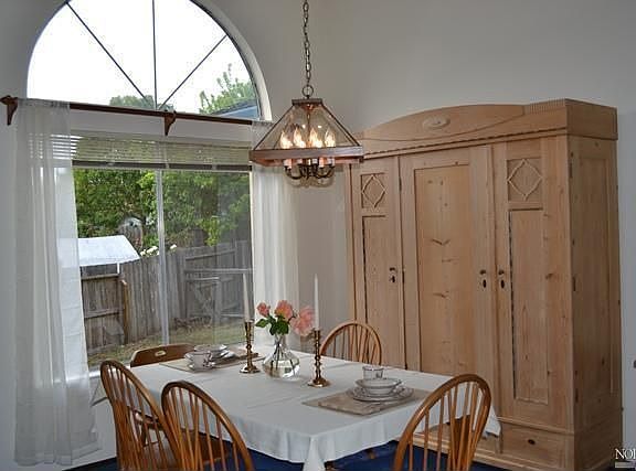 5th image of 513 Kings Canyon Ct