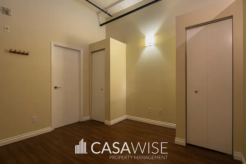 1 bed, 1.0 bath, 570 sqft, $925 — Photo 3