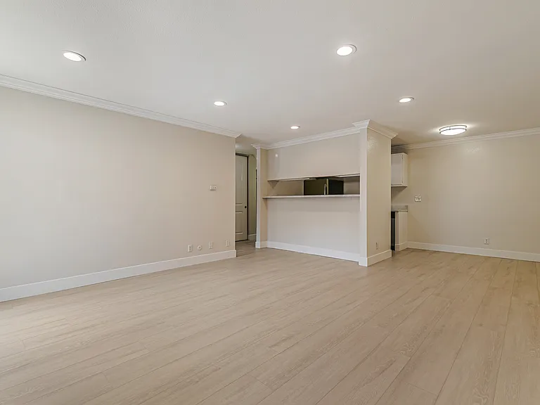 Santana Place — Photo 9
