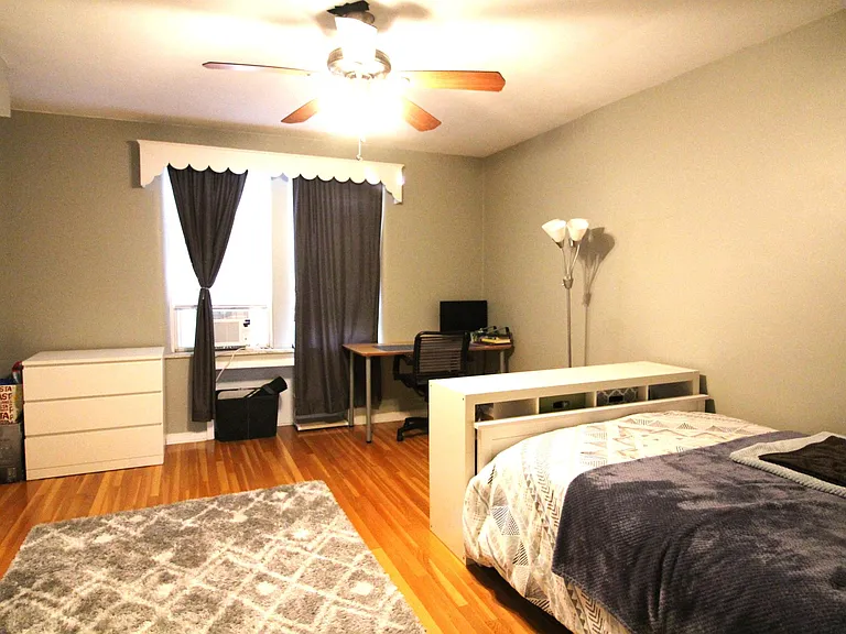 2710 Shady Ave #3 — Photo 5