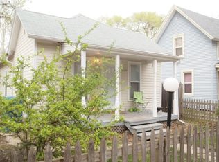 306 W Vine St, Champaign, IL 61820