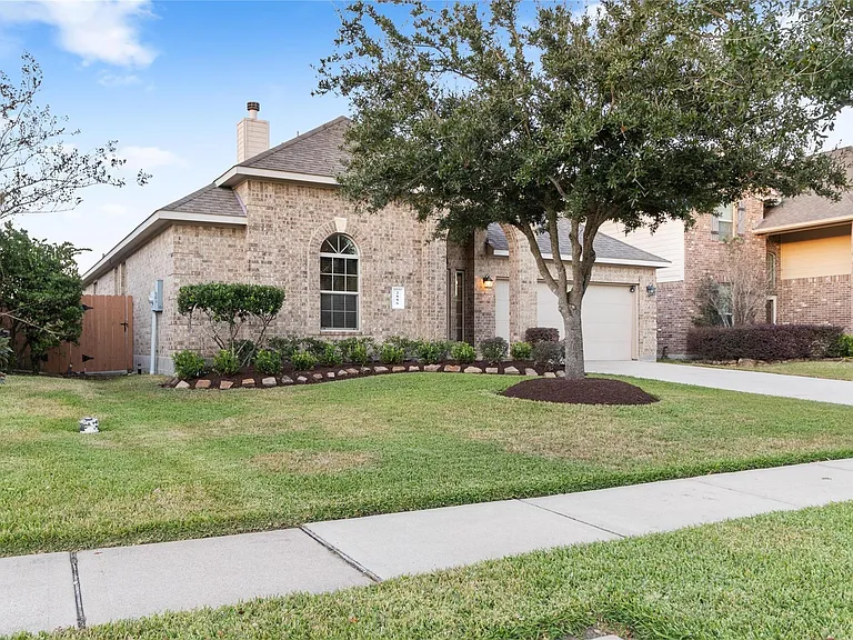 2886 Aurelia Ln — Photo 3
