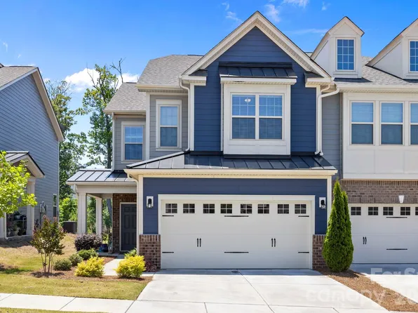 637 Amber Meadows Way, Tega Cay, SC 29708