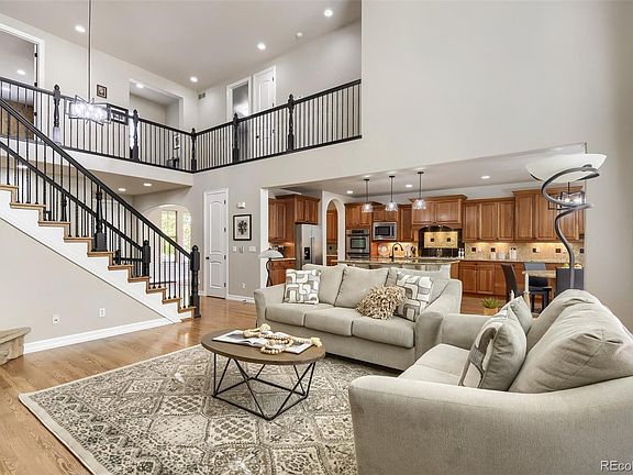 3rd image of 9889 Sunset Hill Circle