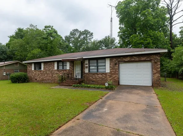 3311 Granberry Dr, Dothan, AL 36303