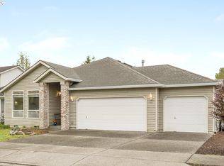 1747 NE Gertz Rd, Portland, OR 97211