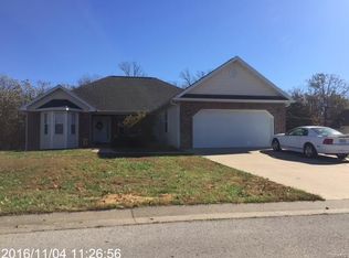 130 Ridgeview Dr, Saint Robert, MO 65584