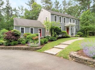 3 Settlers Path, Duxbury, MA 02332