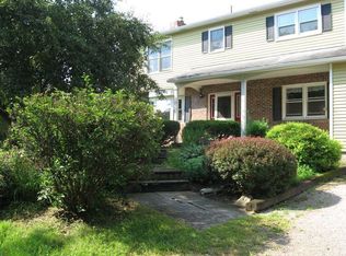 7198 Dorset St, Shelburne, VT 05482