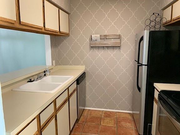 3rd image of 13910 Mingo Cay Ct #101