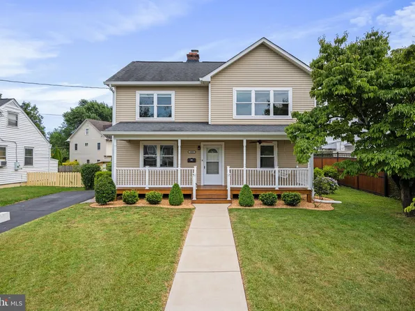 6805 Barrett Rd, Falls Church, VA 22042