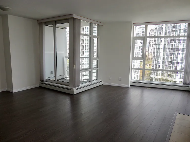 1199 Marinaside Cres #3003 — Photo 5