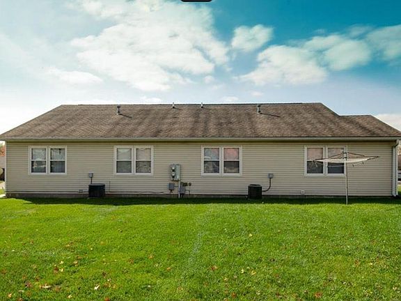 3rd image of 1545 Brook Park Dr #1545