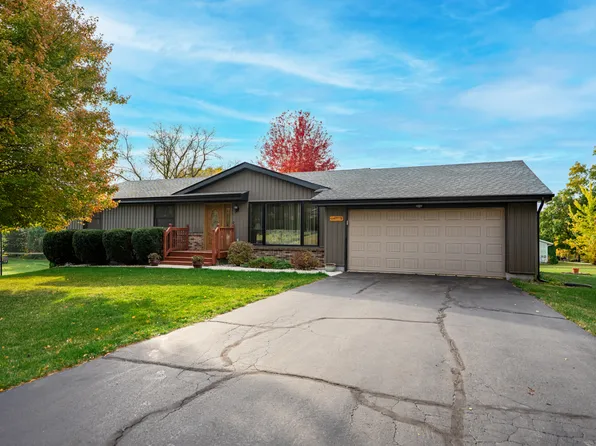 295 Forestcliff Ct, Davis, IL 61019