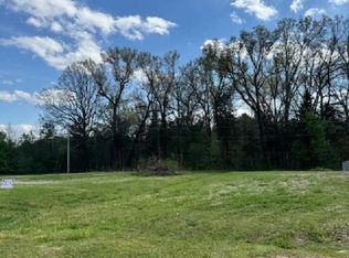 1001 E Avenue I #13, Hooks, TX 75561