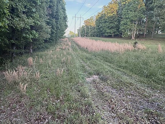4th image of 675 Lee Mason Rd