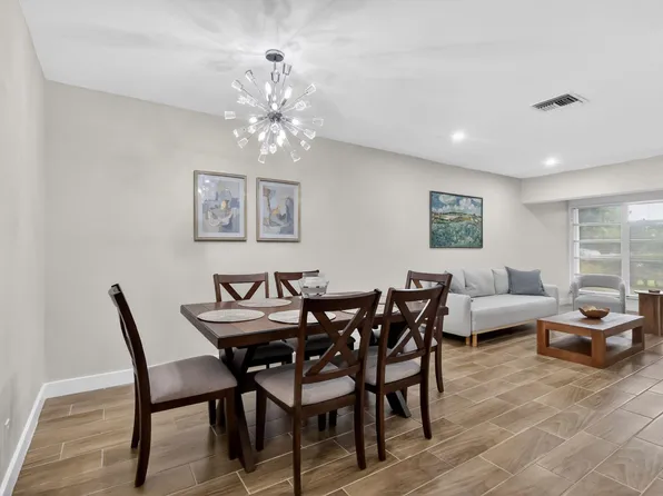 1101 Cactus Terrace #204, Delray Beach, FL 33445