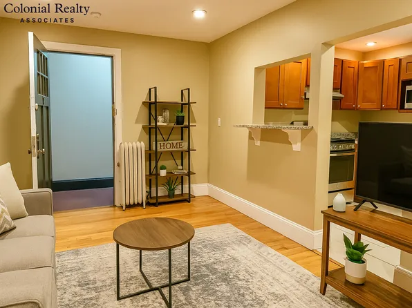 92 Egmont St, Brookline, MA