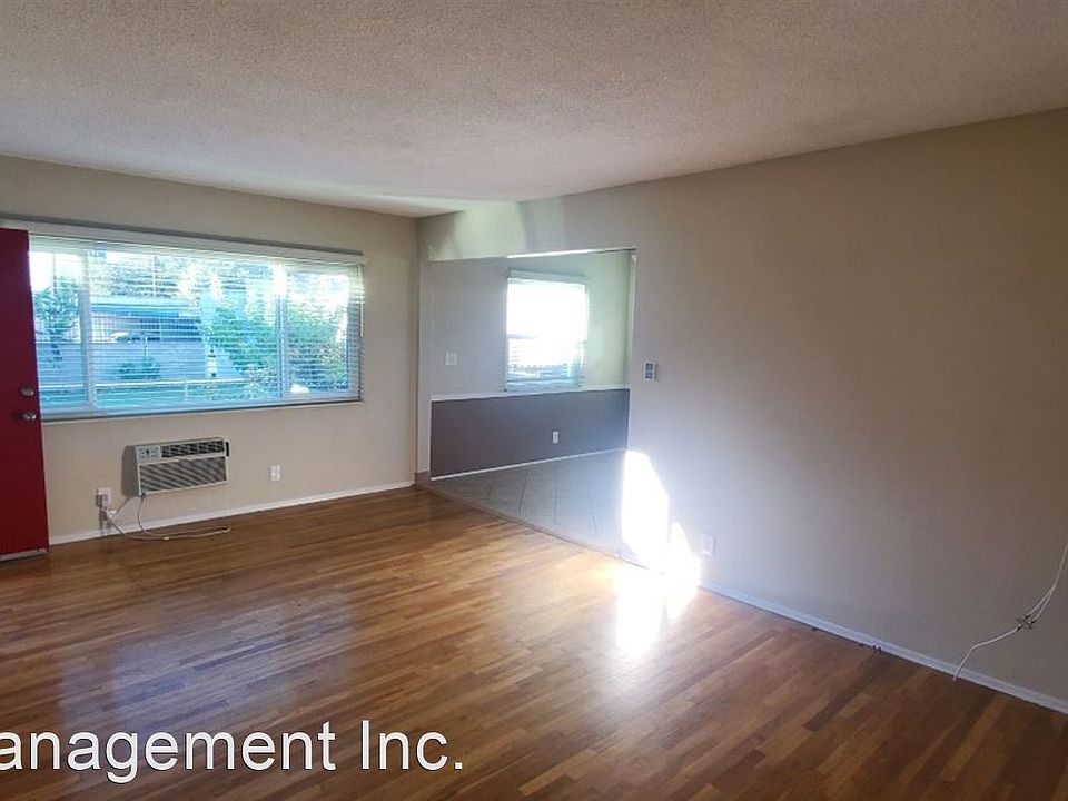 1st image of 6731 Whitsett Ave #5