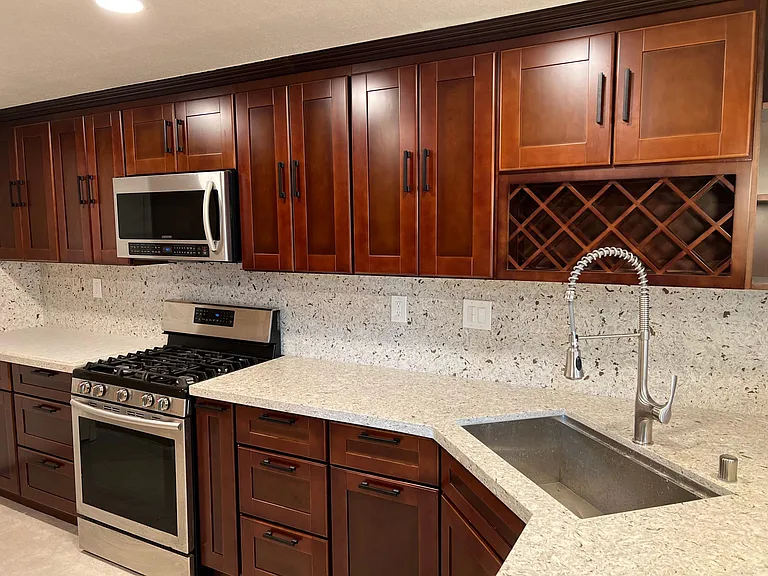 2111 Cuesta Dr — Photo 10