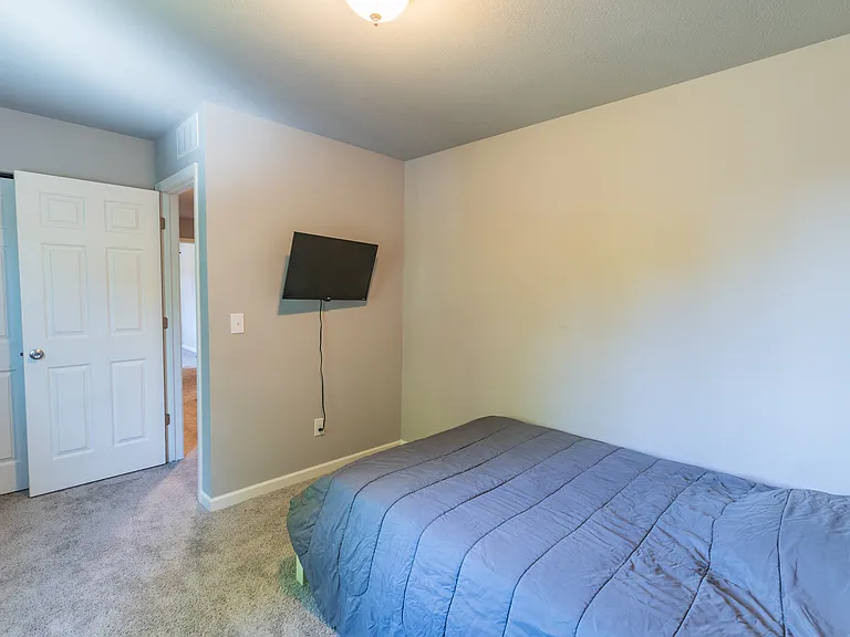 25091 Front Ave — Photo 19