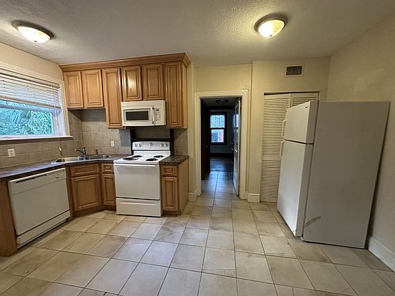 5th image of 1244 Landon Ave #1