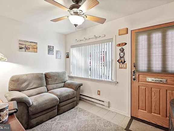 3rd image of 8309 Haddon Dr