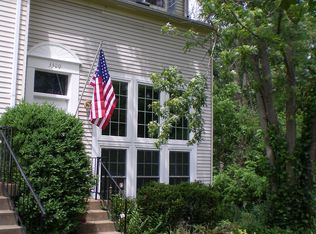3300 Buckeye Ln, Fairfax, VA 22033